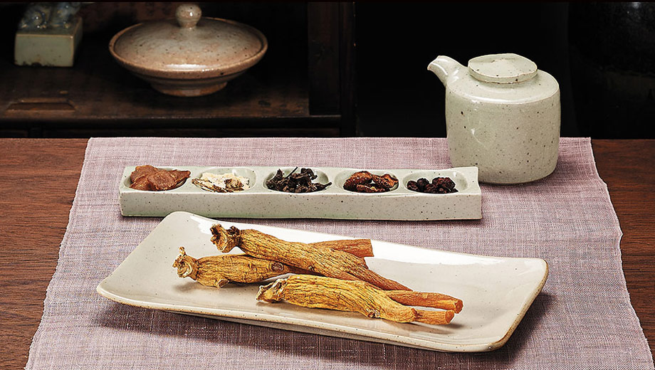 Phương pháp chế biến và sử dụng với hồng sâm củ khô Hàn Quốc mang lại hiệu quả cao Phương pháp chế biến và sử dụng với hồng sâm củ khô Hàn Quốc mang lại hiệu quả cao
